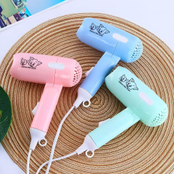 MINI SECADOR DE CABELLO👩🏻‍🦱 $8,50